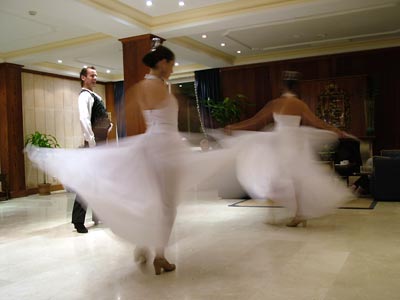 La Danza by Mike Sadler